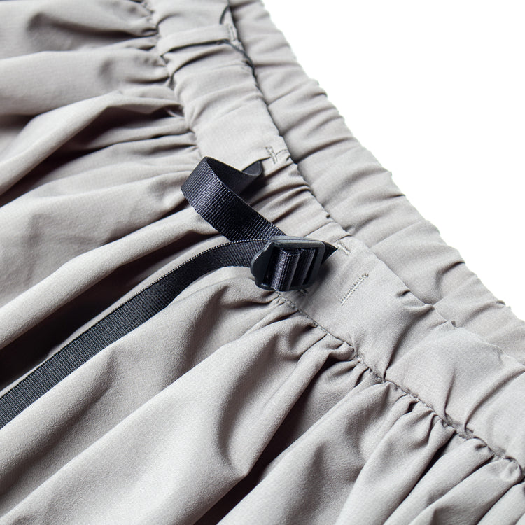Snow Peak - Women's Shadow Ripstop Gather Pants
Color : Light Olive
Materials : 100% Recycled Polyester DWR
