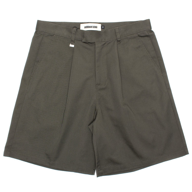 Metalwood - Trophy Short
Color : Olive