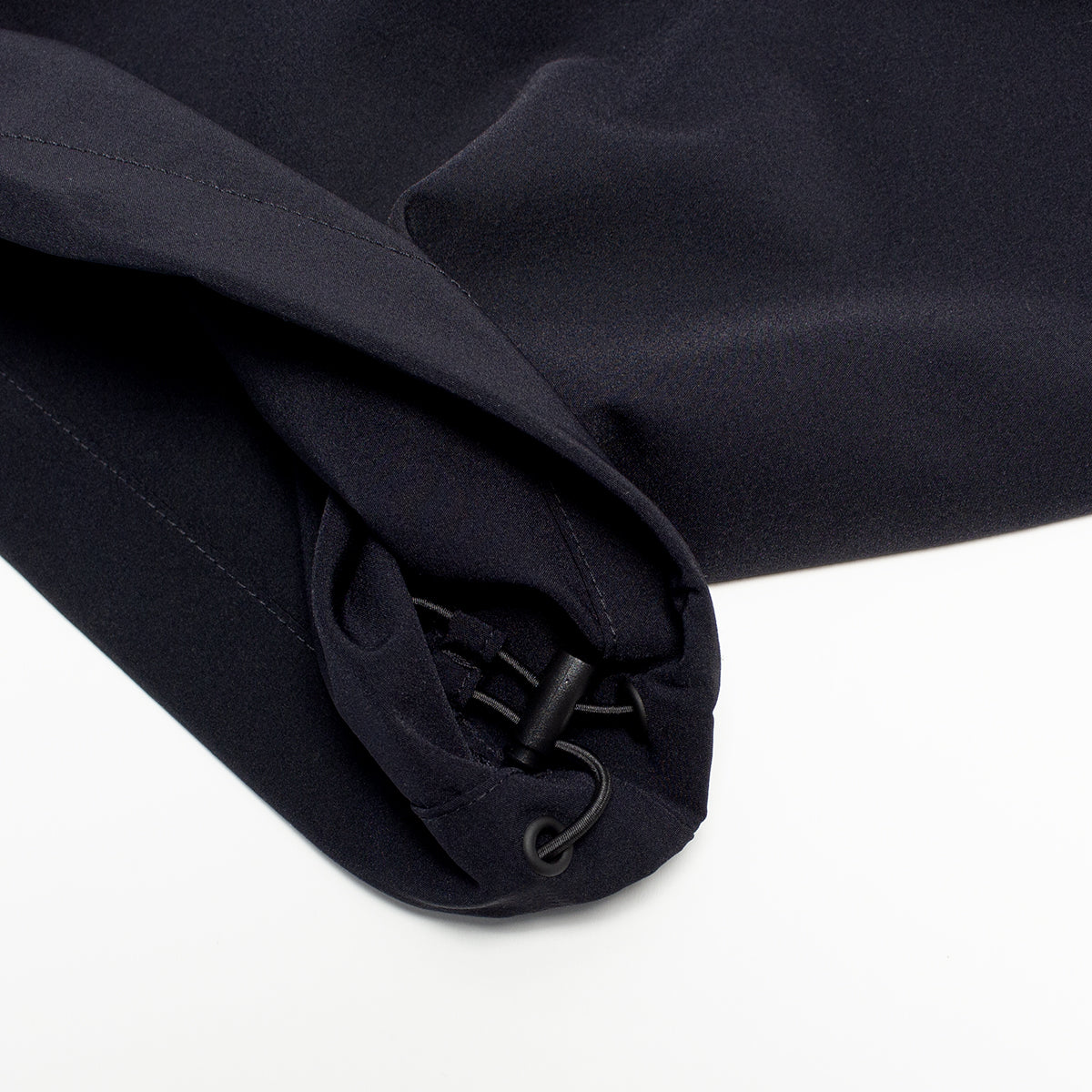 Dime - Pleated Nylon Pants
Color : Black