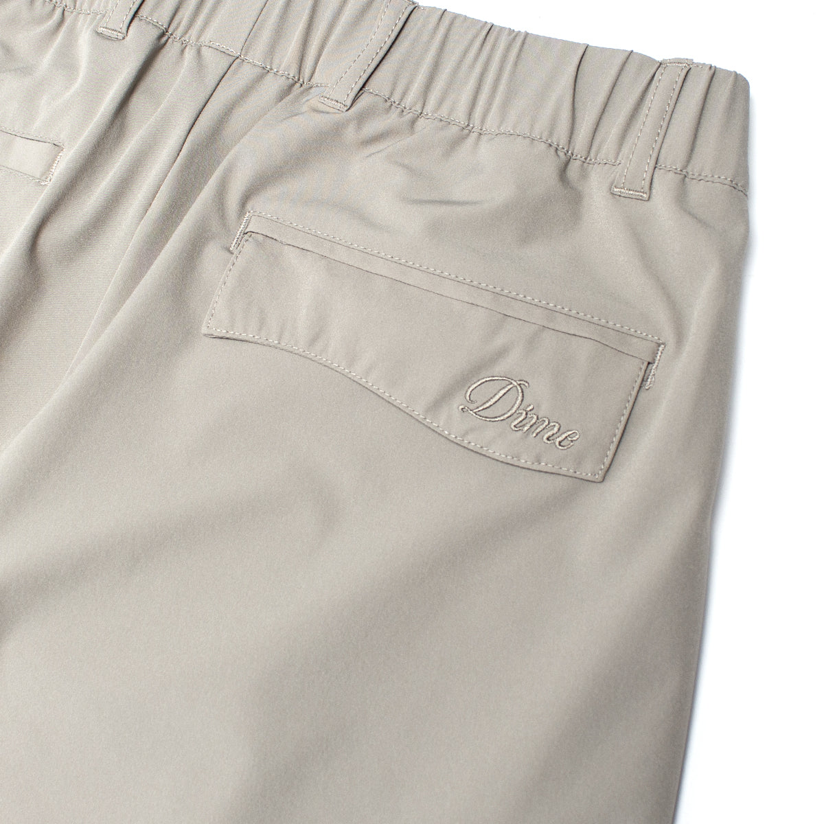 Dime - Pleated Nylon Pants
Color : Gray