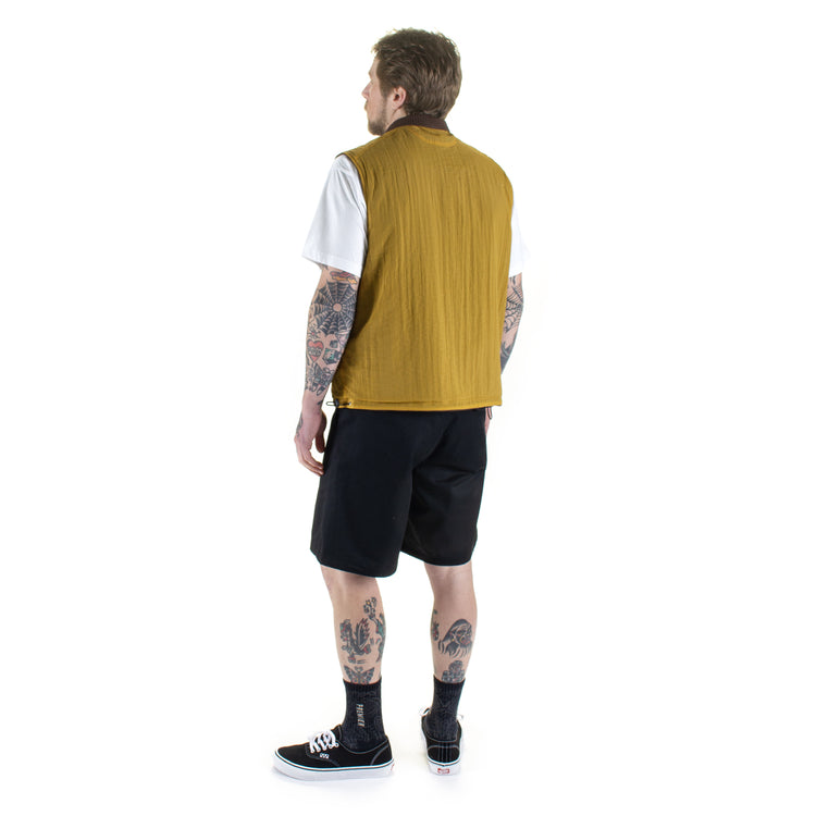Metalwood - Trophy Short
Color : Black