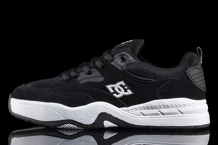 DC - Ascend
Style # DC01675061

Color : Black / Black / White