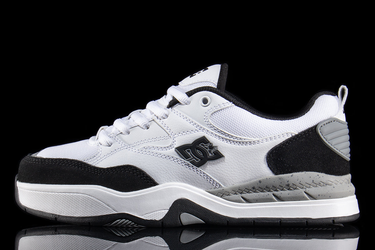 DC - Ascend S
Style # ADYS100852

Color : White / Black / Grey