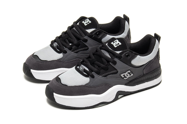 DC - Ascend S
Style # DC01676020

Color : Grey / Black