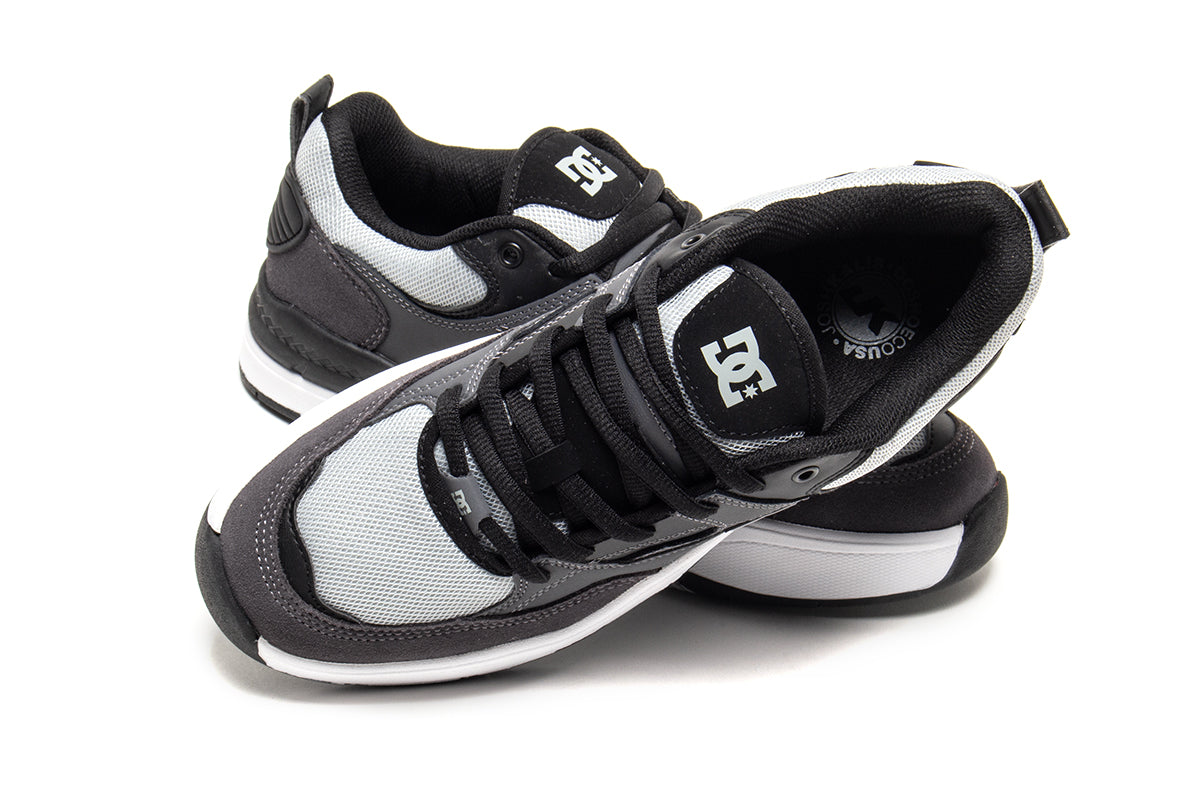 DC - Ascend S
Style # DC01676020

Color : Grey / Black