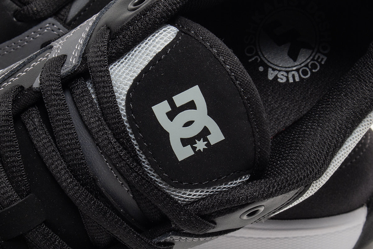 DC - Ascend S
Style # DC01676020

Color : Grey / Black