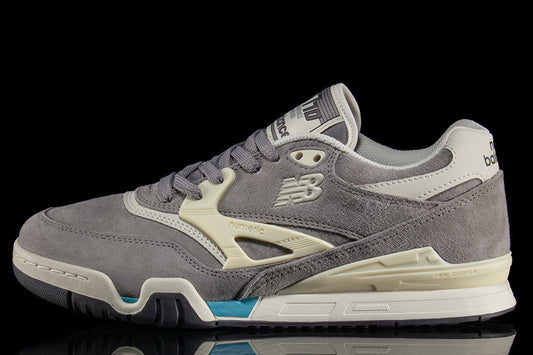 New Balance Numeric - 770
Style # UN770GRY
Color : Marblehead / Island Blue