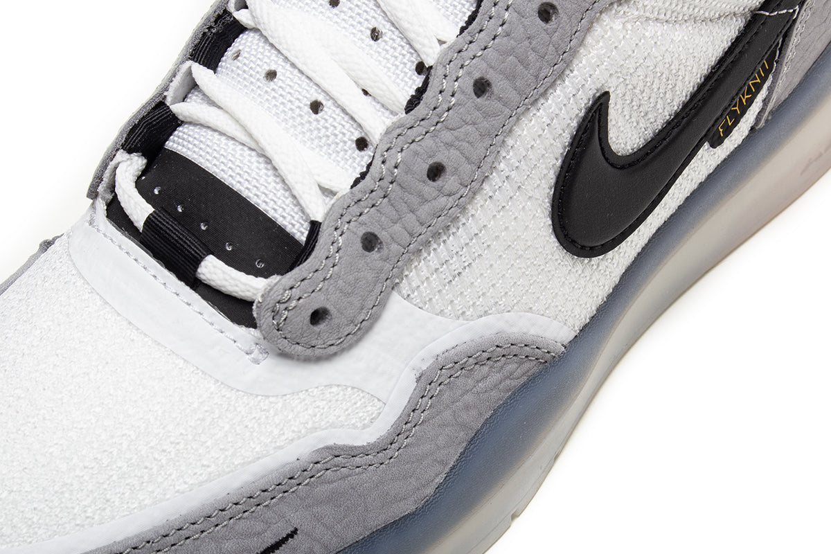 Nike SB - PS8
Style # FV8493-004
Color : Wolf Grey / Black / White