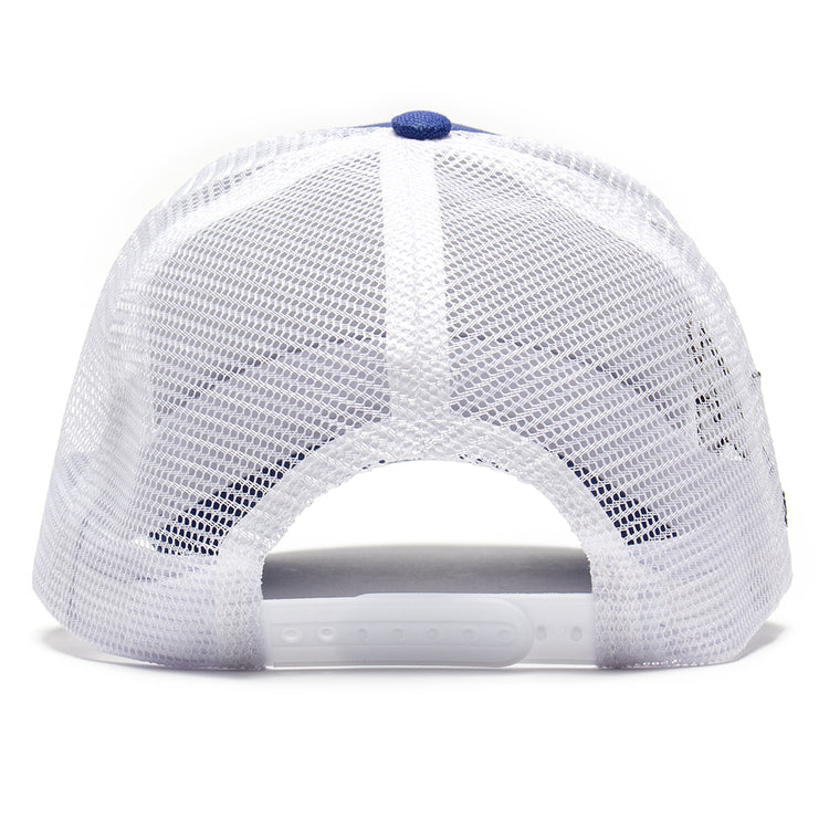 Carpet Company -&nbsp;Varsity Trucker Hat
Color : Blue