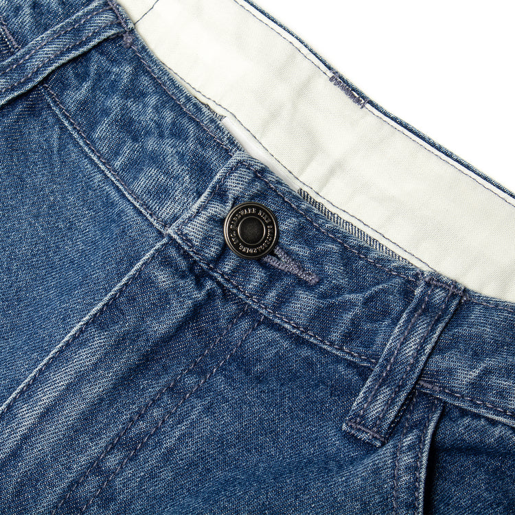 Nike SB - Loose Denim Pant
Style # II7363-487
Color : French Blue