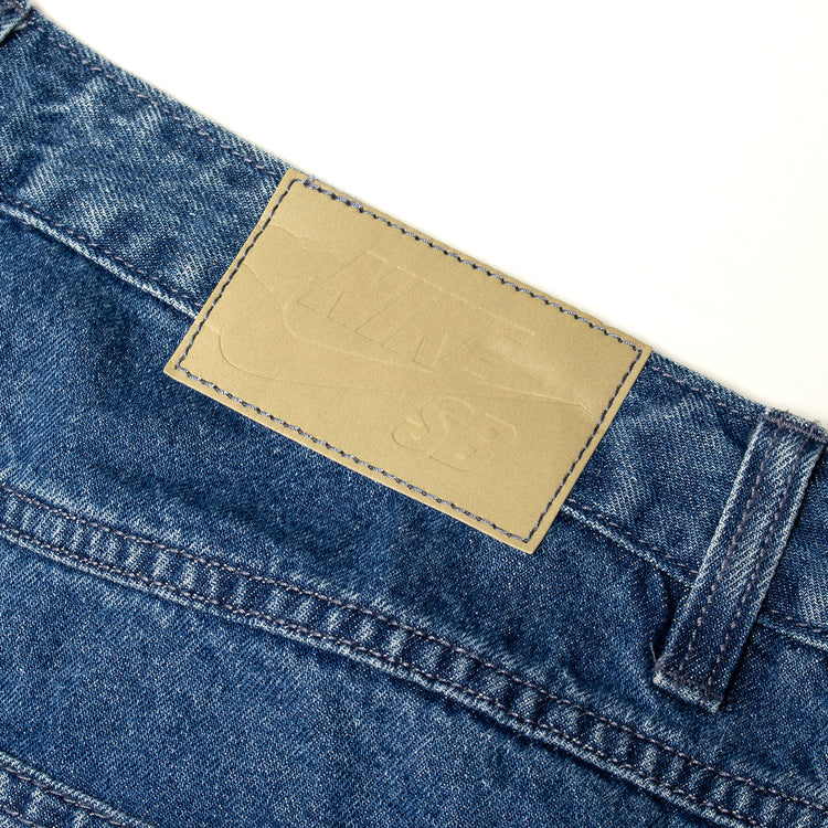 Nike SB - Loose Denim Pant
Style # II7363-487
Color : French Blue