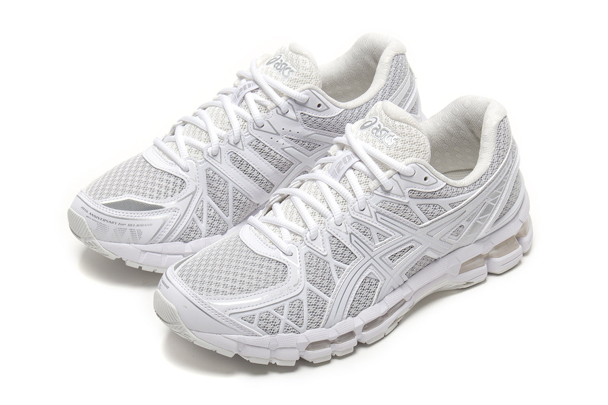 Asics - Gel-Kayano 20
Style # 1203A388.028
Color : Glacier Grey / White