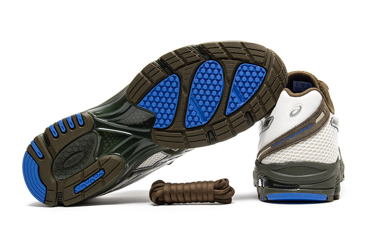 Asics - GEL-DS Trainer 14 x Temptation Vacation
Style # 1203A810.101
Color : Cream / Olive Canvas