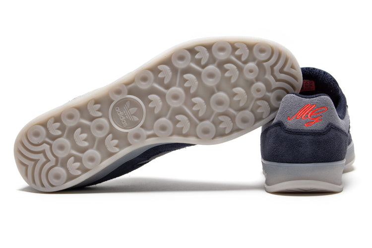 Adidas Skateboarding - Aloha Super
Style # KJ0280
Color : Legend Ink / Crystal White / Grey One