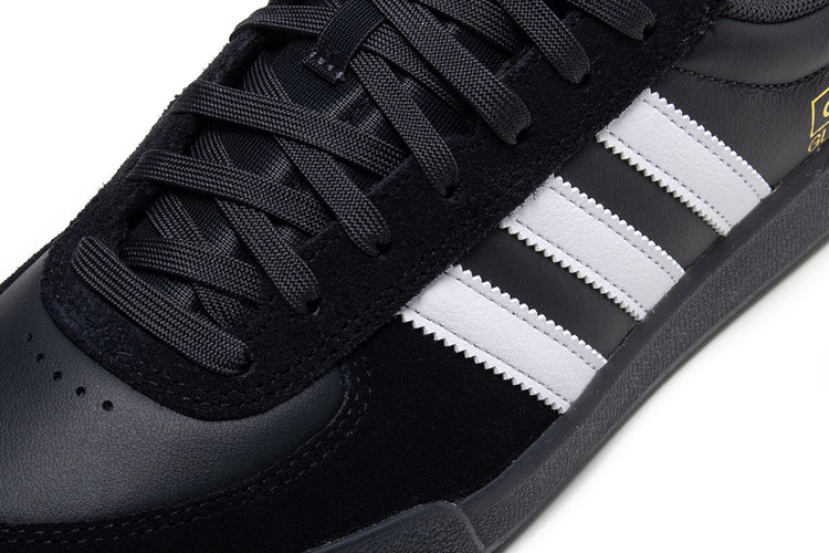 Adidas Skateboarding - Glenburn
Style # KJ5045
Color : Core Black / Footwear White