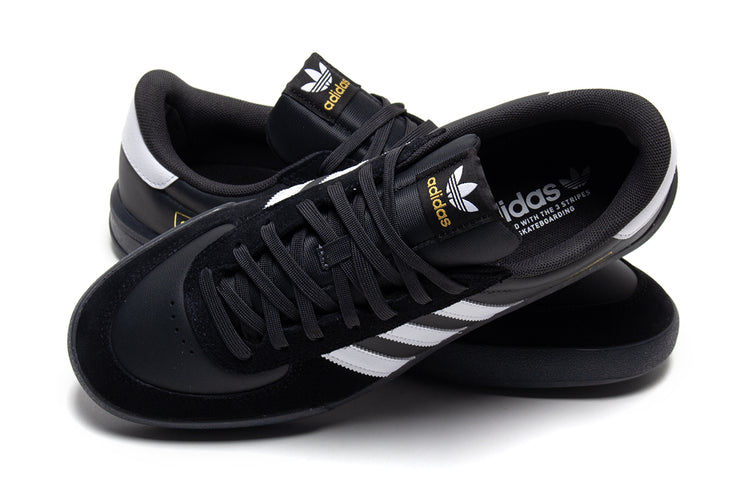 Adidas Skateboarding - Glenburn
Style # KJ5045
Color : Core Black / Footwear White