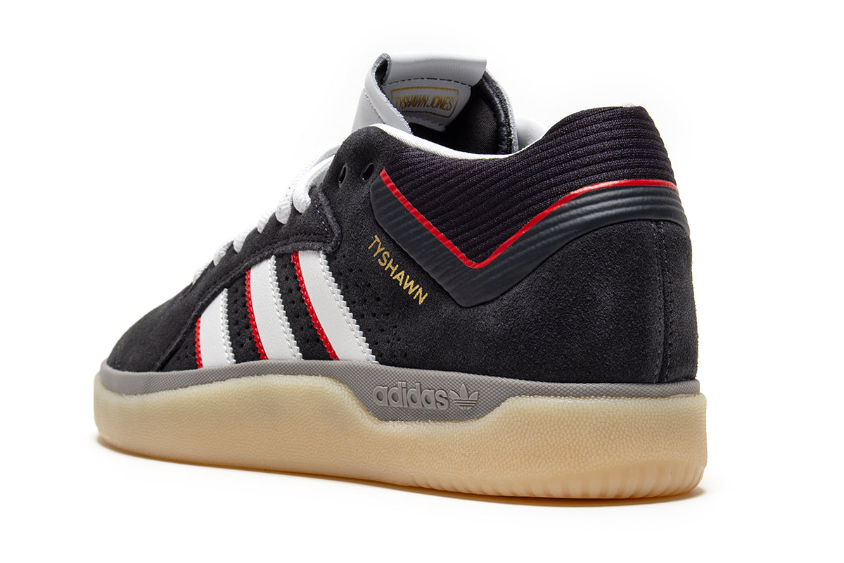 Adidas Skateboarding - Tyshawn
Style # KJ0194
Color : Carbon / Crystal White / Better Scarlet