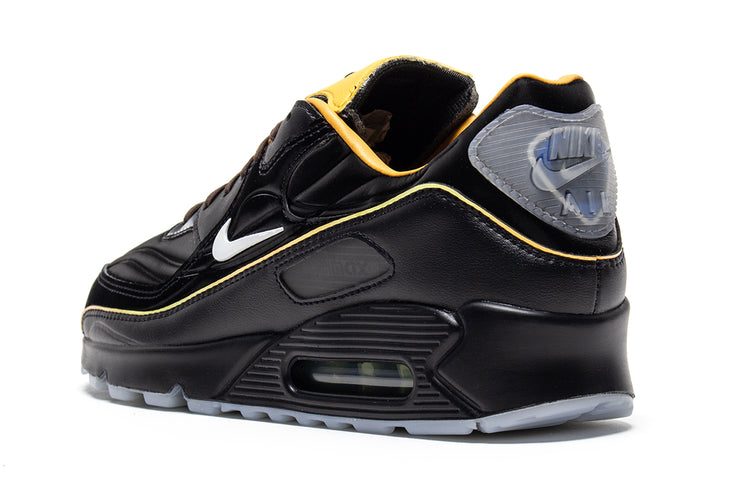 Nike - Air Max 90 SE
Style # IR5903-010
Color : Black / White / Gold Leaf / Pear