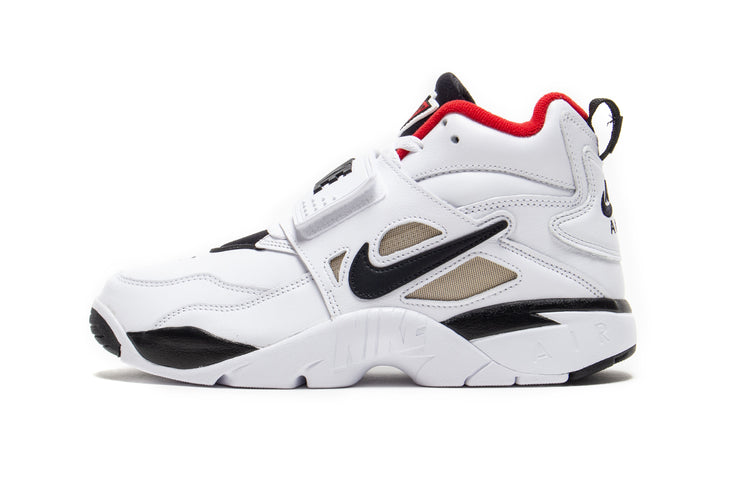 Nike - Air DT Proto '92
Style # IB2239-100
Color : White / Black / University Red / Metallic Gold