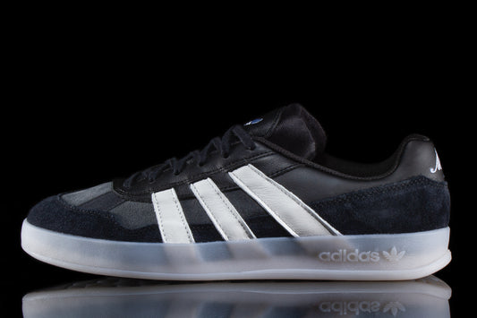 Adidas | Aloha Super Style # IG5264 Color : Core Black / Crystal White