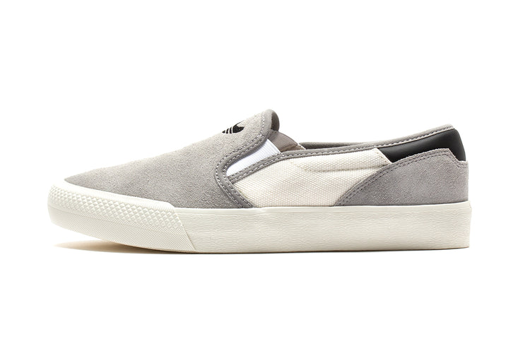 Adidas | Shmoofoil Slip Style # IG5267 Color : Grey / Chalk White