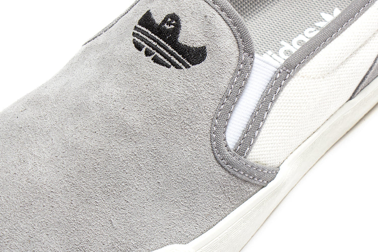 Adidas | Shmoofoil Slip Style # IG5267 Color : Grey / Chalk White