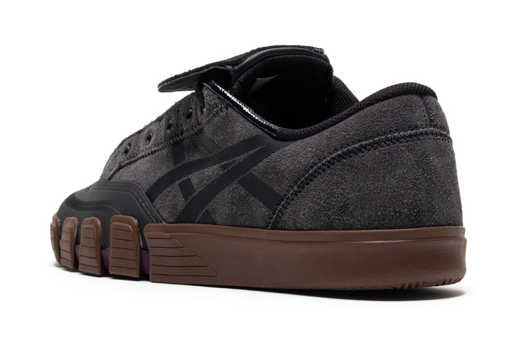 Asics Skateboarding - Gel-Flexkee Pro 2.0 x Late Nite Stars
Style # 1203B127.020
Color : Graphite Grey / Black