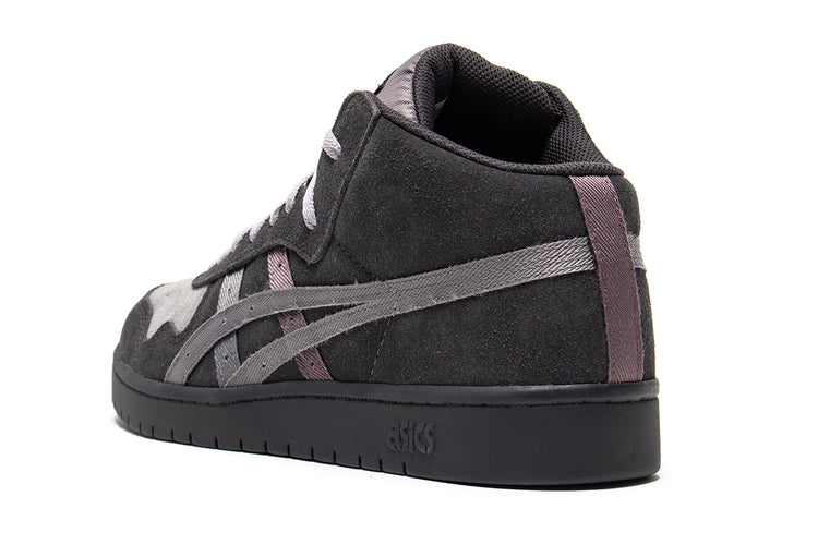 Asics Skateboarding - Japan Pro MT x Late Nite Stars
Style # 1203B088.021
Color : Graphite Grey / Clay Grey
