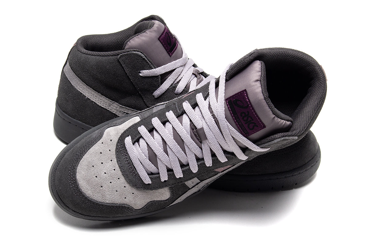 Asics Skateboarding - Japan Pro MT x Late Nite Stars
Style # 1203B088.021
Color : Graphite Grey / Clay Grey