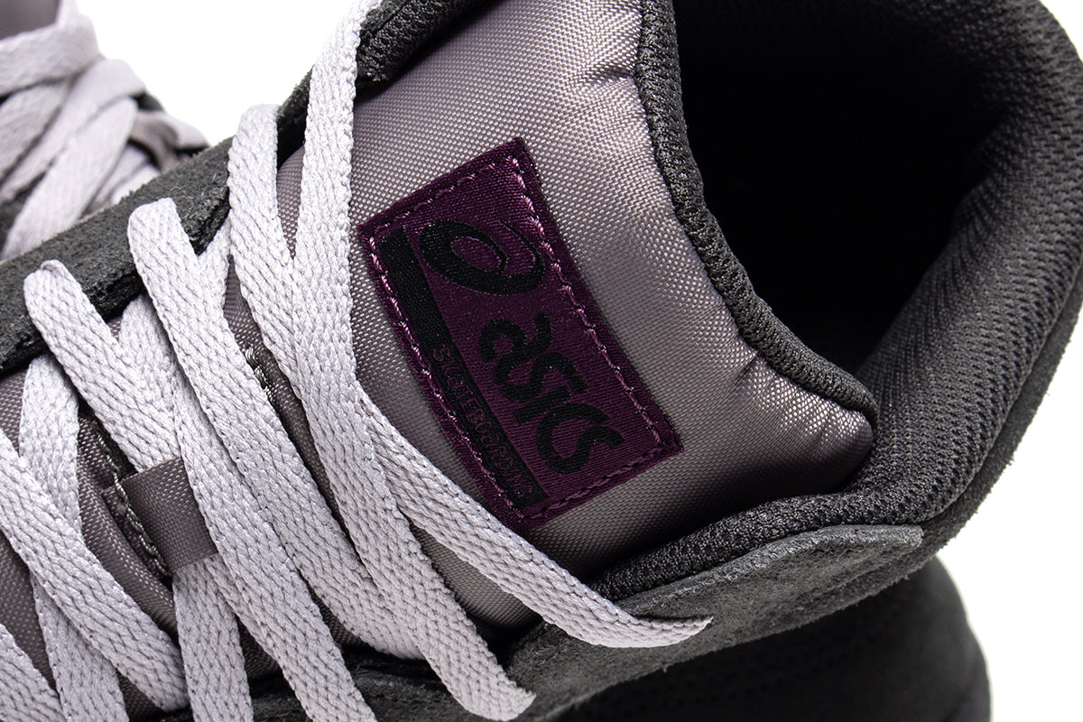Asics Skateboarding - Japan Pro MT x Late Nite Stars
Style # 1203B088.021
Color : Graphite Grey / Clay Grey