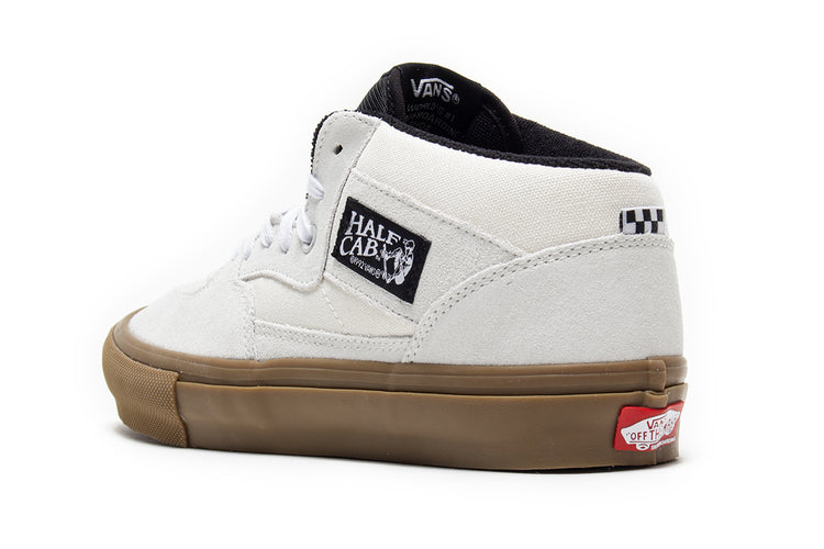 Vans - Skate Half Cab
Style # VN0A2Z348YG1
Color : Antique White / Gum