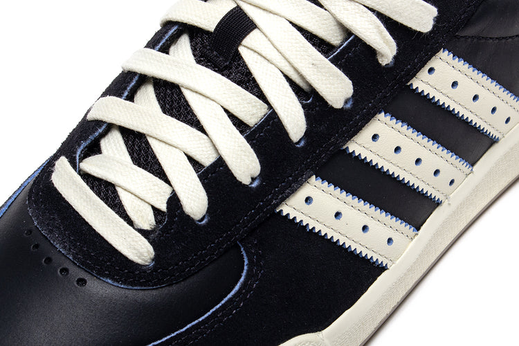Adidas Skateboarding - Glenburn x Argentina x Thrasher
Style # KH7384
Color : Core Black / Cream White / Gum