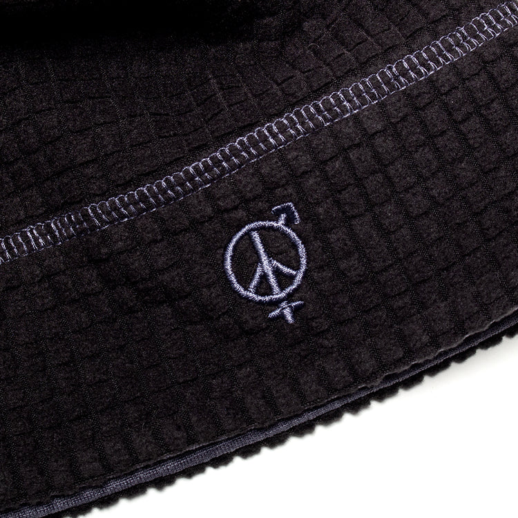 Sex Hippies - Reversible Grid Fleece Beanie
Color : Black / Mid Grey
