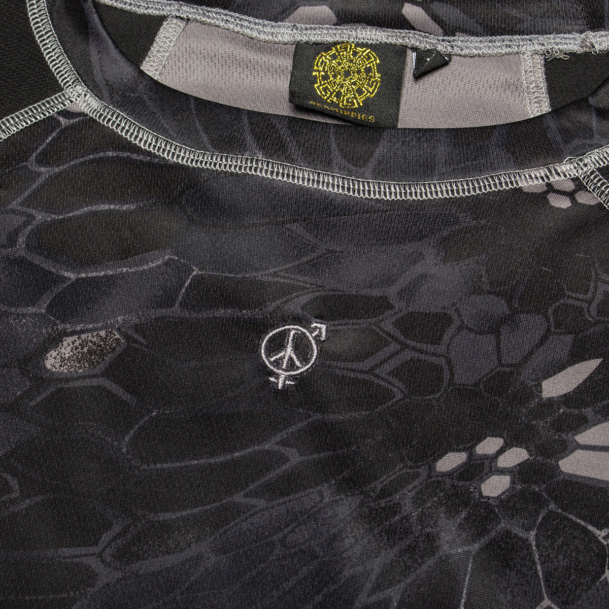 Sex Hippies -&nbsp;Kryptek Quick Dry Thermal
Color : Black