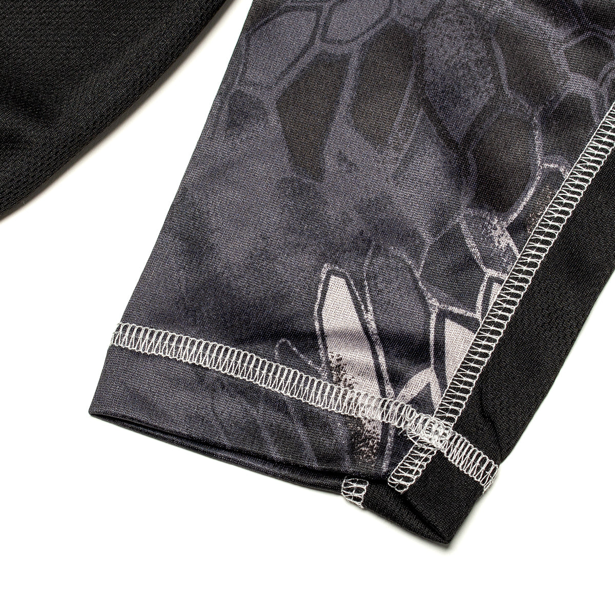 Sex Hippies -&nbsp;Kryptek Quick Dry Thermal
Color : Black