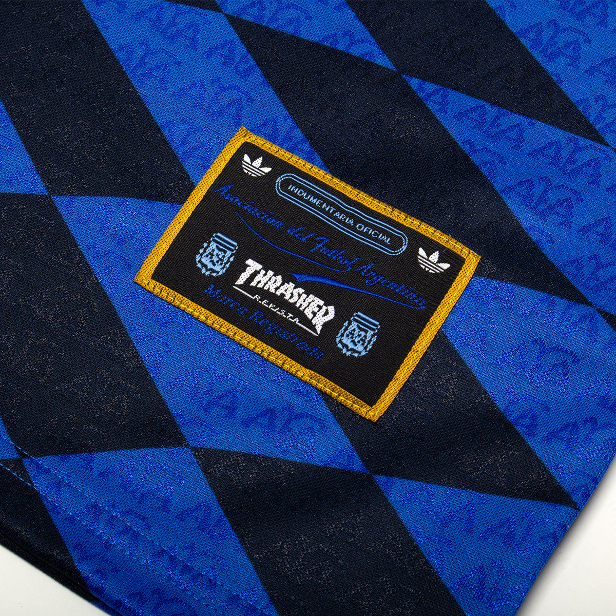 Adidas Skateboarding - Argentina x Thrasher Jersey
Style # KX4551
Color : Black / Blue