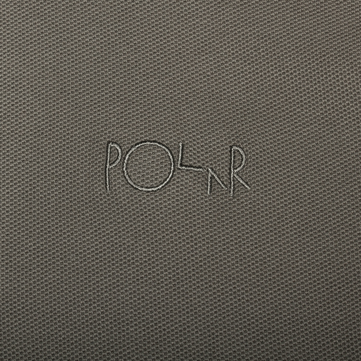 Polar Skate Co. - Half Zip L/S Pique Shirt
Color : Grey