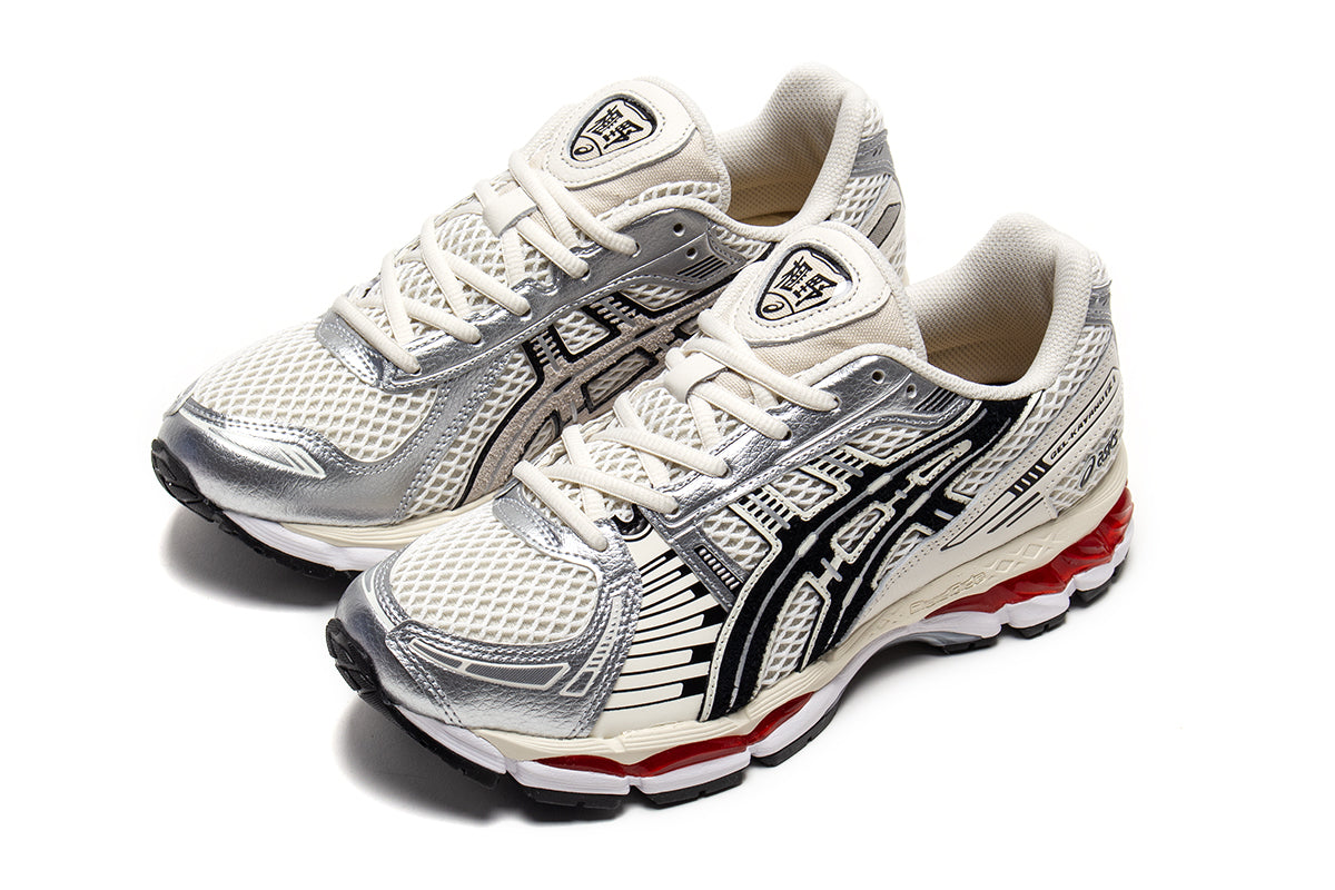 Asics - Gel-Kayano 12.1 x Lapstone &amp; Hammer
Style # 1203B103.100
Color : Cream / Pure Silver