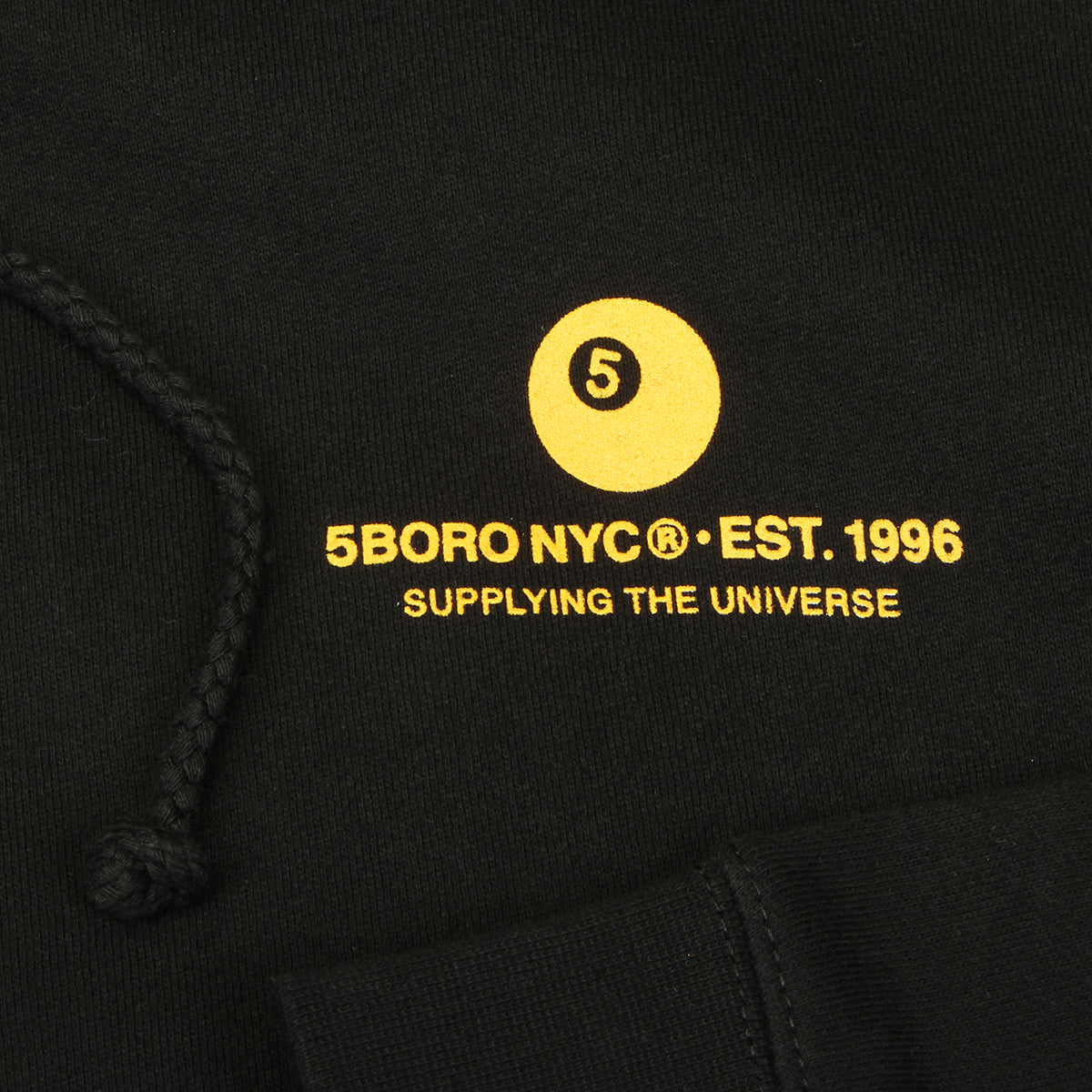 5Boro - 5Ball Dragon Hoodie
Color : Black / Yellow