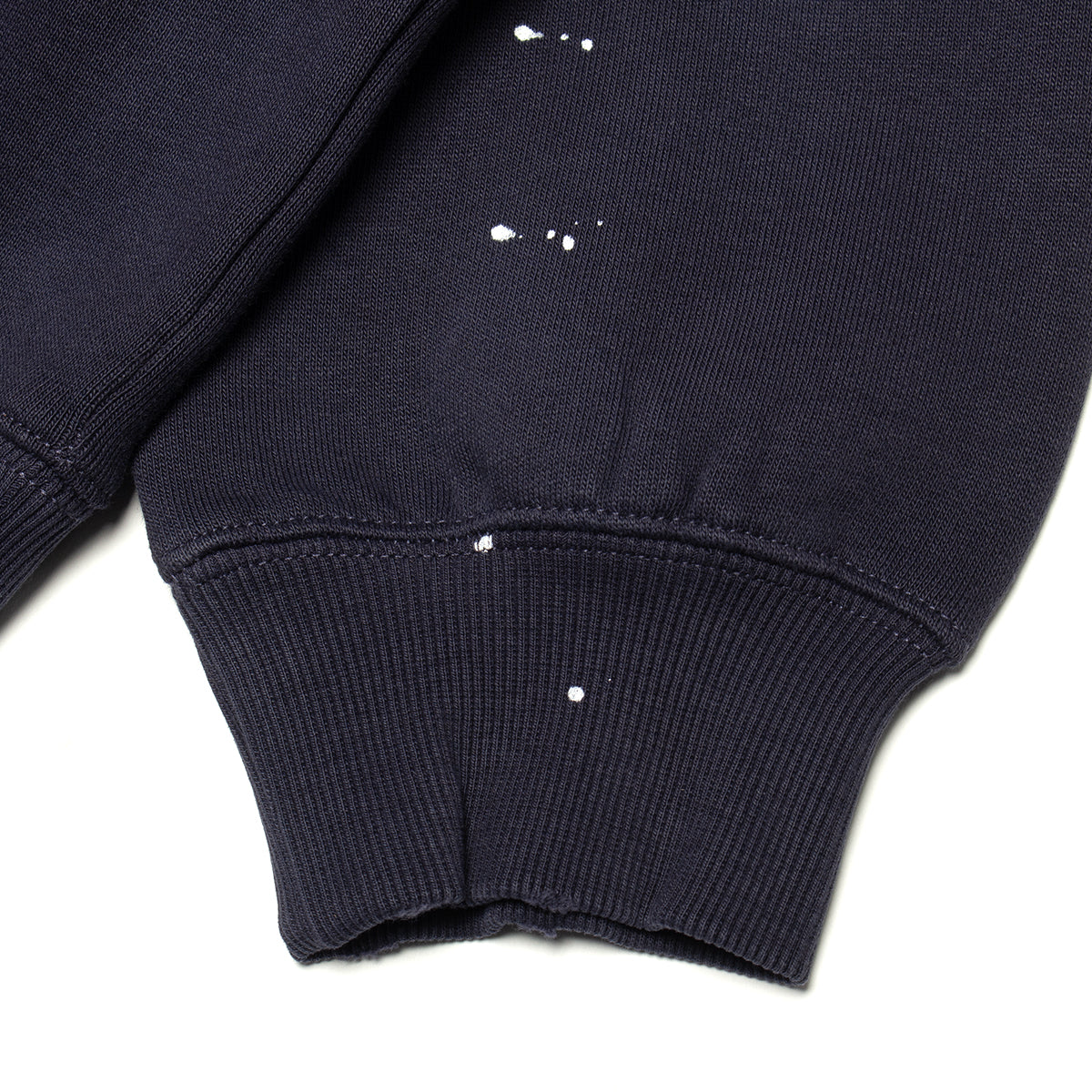Carhartt WIP - Painter Sweatshirt
Style # I036899-1C
Color : Dark Navy (Destroy Wash Splatter)