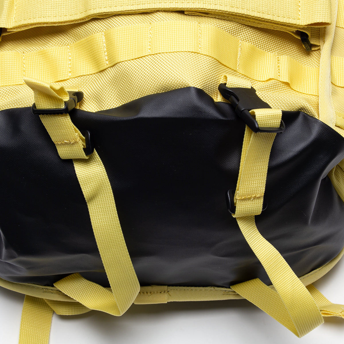 Nike - RPM Backpack 2.0
Style # FD7544-700
Color : Saturn Gold / Black / Summit White
