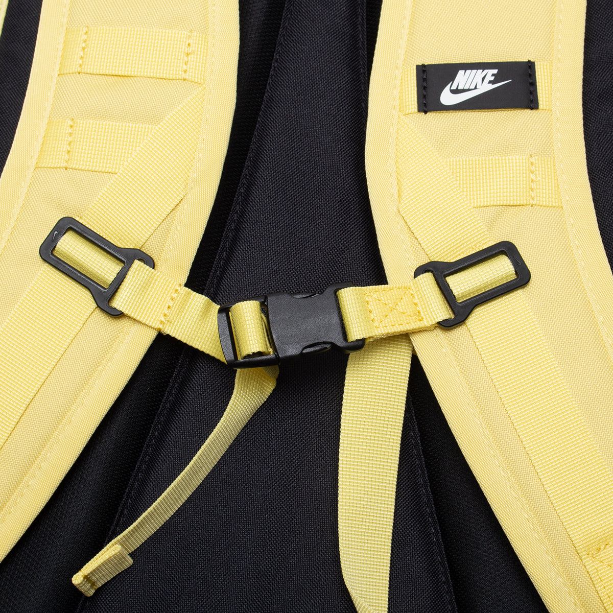 Nike - RPM Backpack 2.0
Style # FD7544-700
Color : Saturn Gold / Black / Summit White