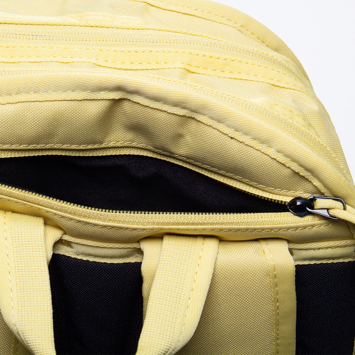 Nike - RPM Backpack 2.0
Style # FD7544-700
Color : Saturn Gold / Black / Summit White
