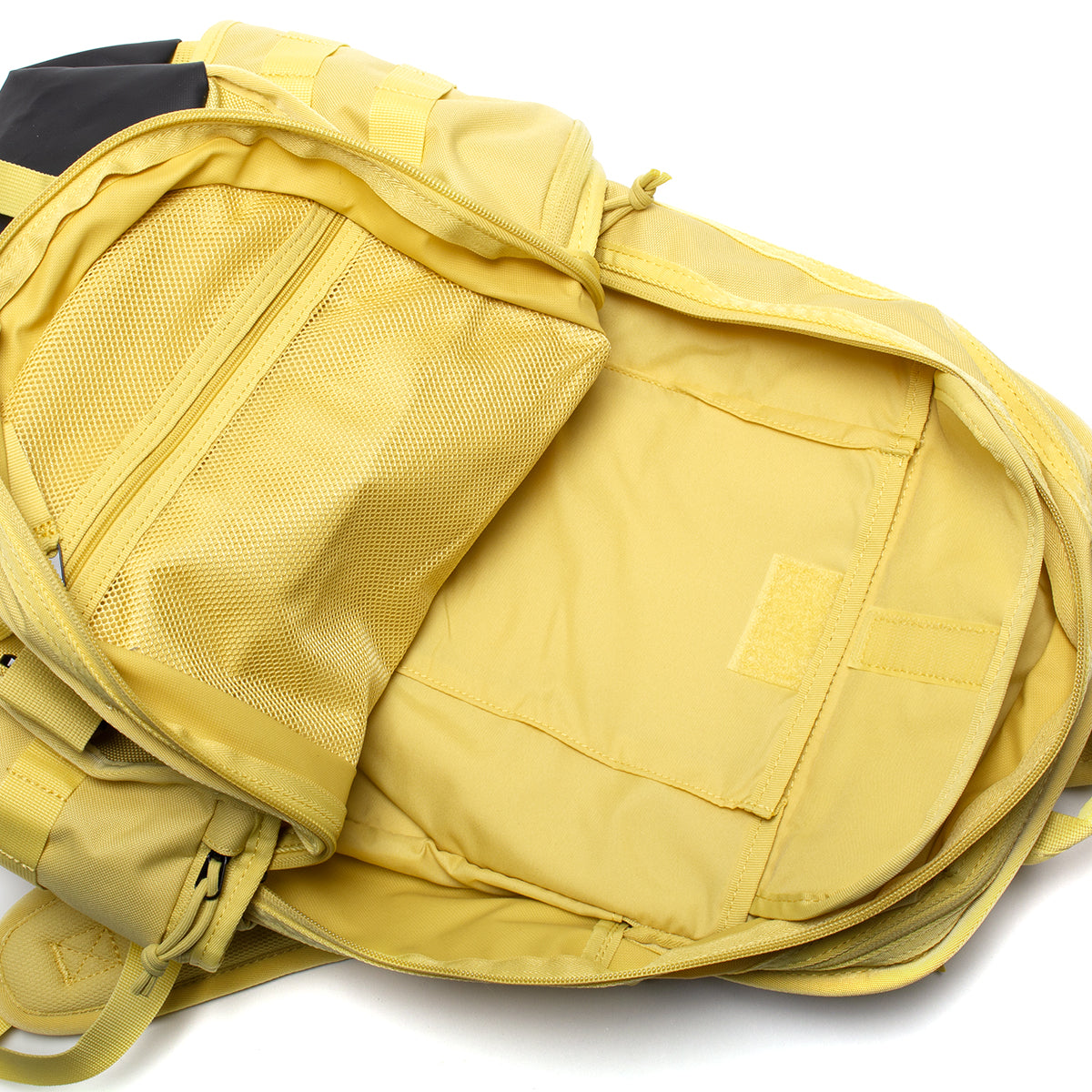 Nike - RPM Backpack 2.0
Style # FD7544-700
Color : Saturn Gold / Black / Summit White