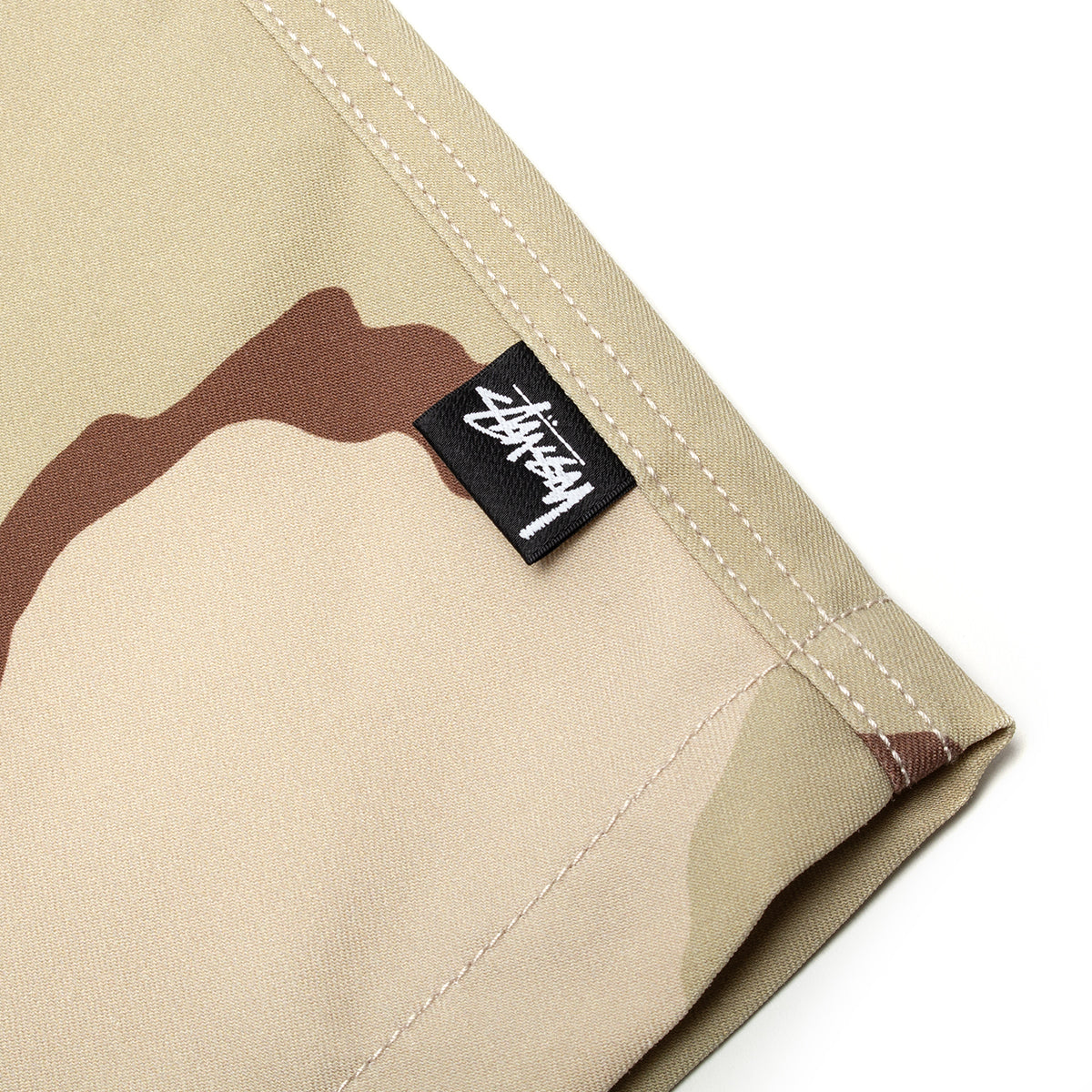 Stussy - Baggy Beach Short
Style # 112356
Color : Sand Camo