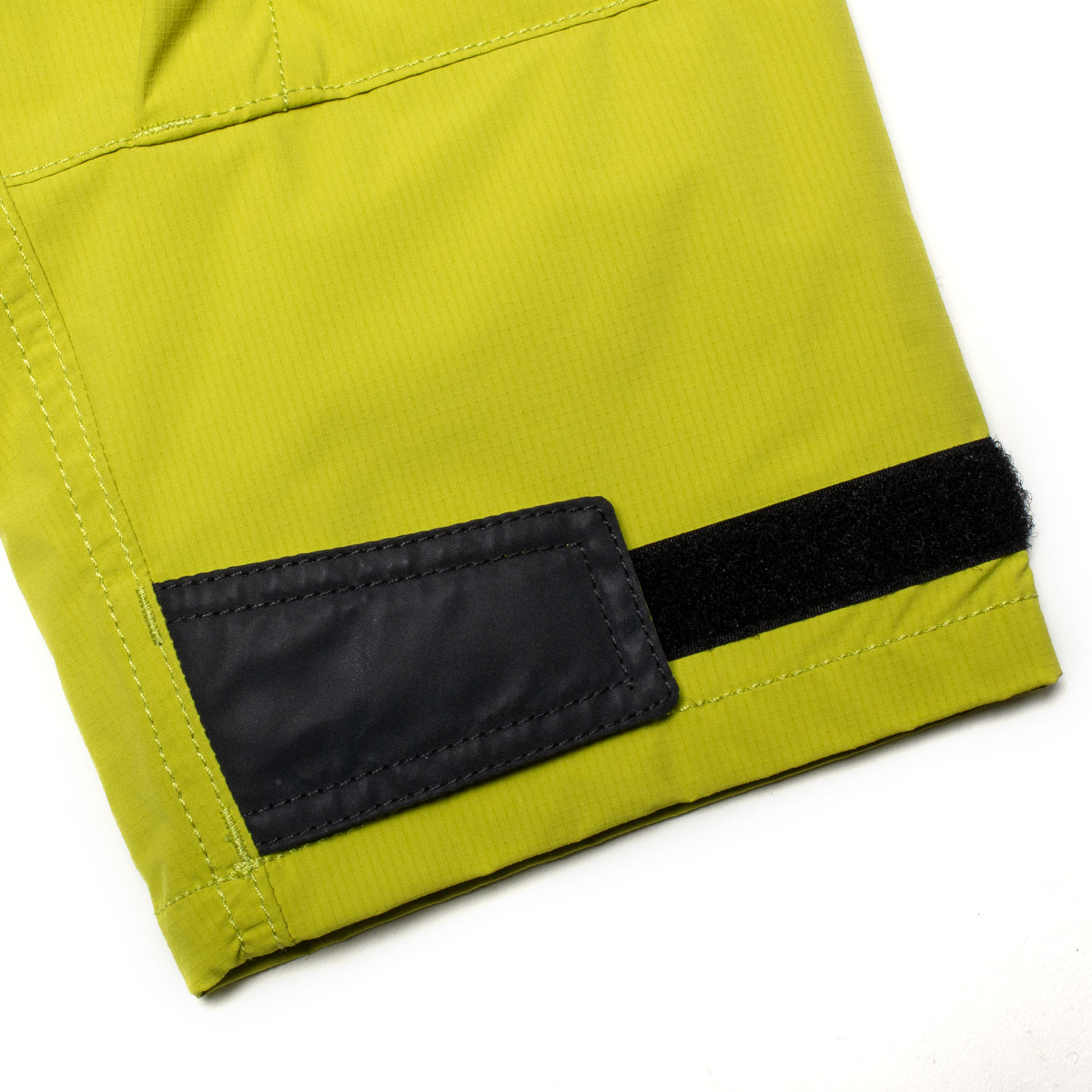 Stussy - MX Jacket
Style # 115935
Color : Lime