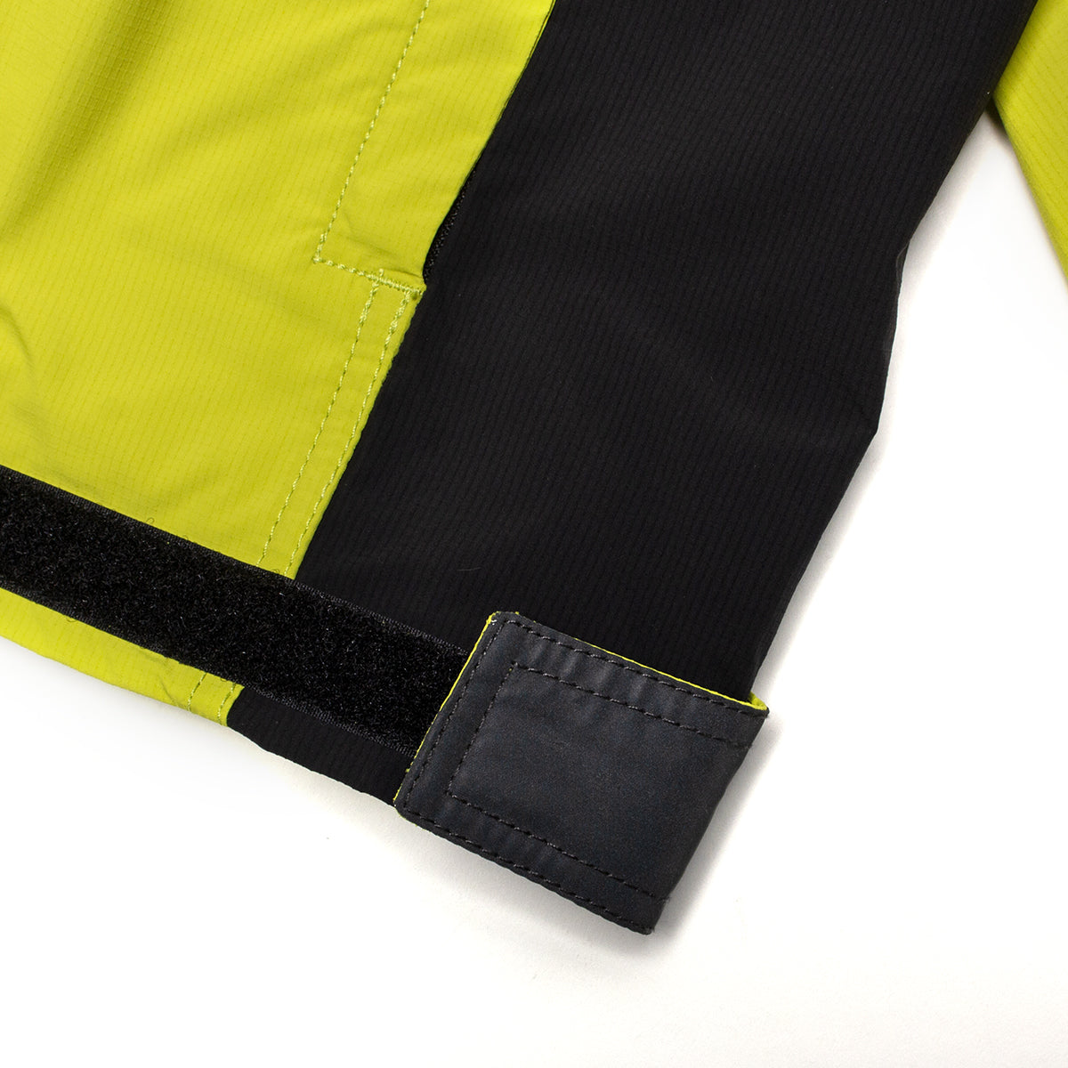 Stussy - MX Jacket
Style # 115935
Color : Lime