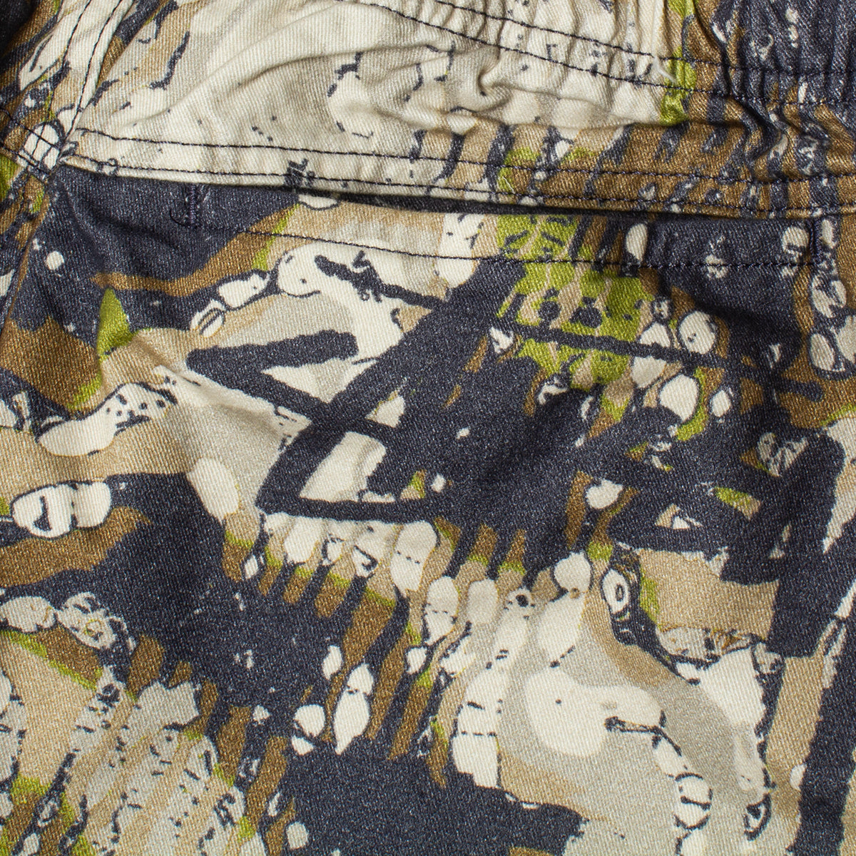 Stussy | Veil Camo Beach Pant Style # 116621 Color : Terranea