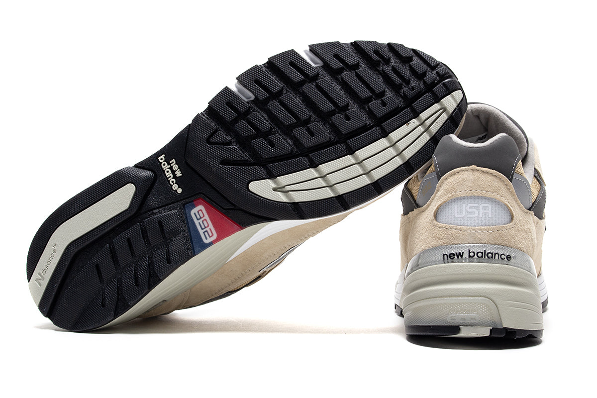 New Balance - 992
Style # U992TA
Color : Incense / White / Grey
