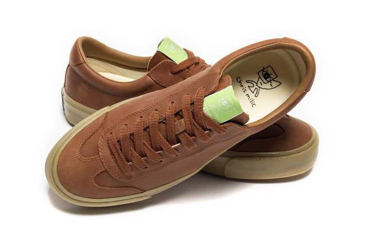 Last Resort AB | VM004 Milic Lo Color : Brown / Gum